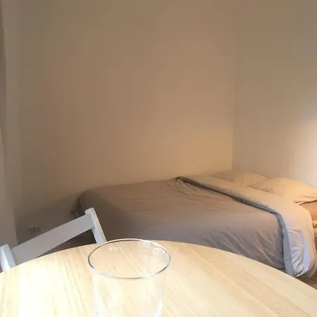 Superb Bright Apt Near Montmartre * باريس